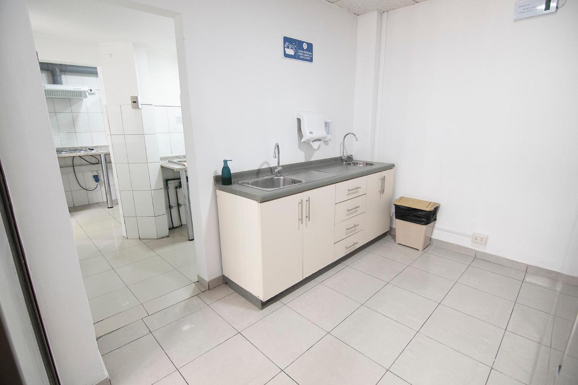 סנטיאגו Habitacion En Providencia - Metro Salvador מראה חיצוני תמונה