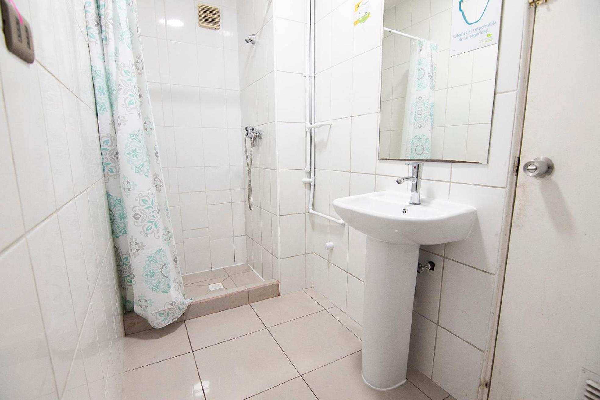 סנטיאגו Habitacion En Providencia - Metro Salvador מראה חיצוני תמונה